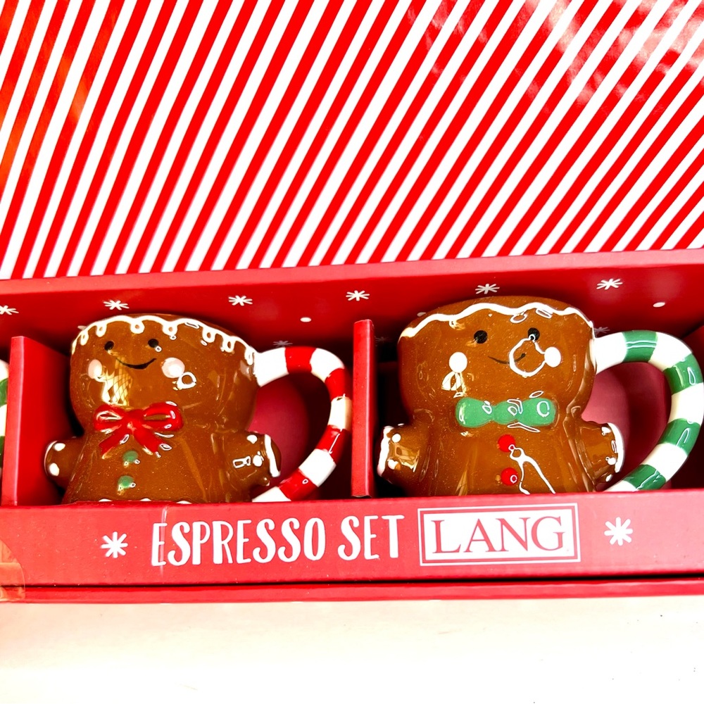 4 Christmas Ceramic Gingerbread Boys Girls Espresso Mugs Hot Cocoa Tier Tray